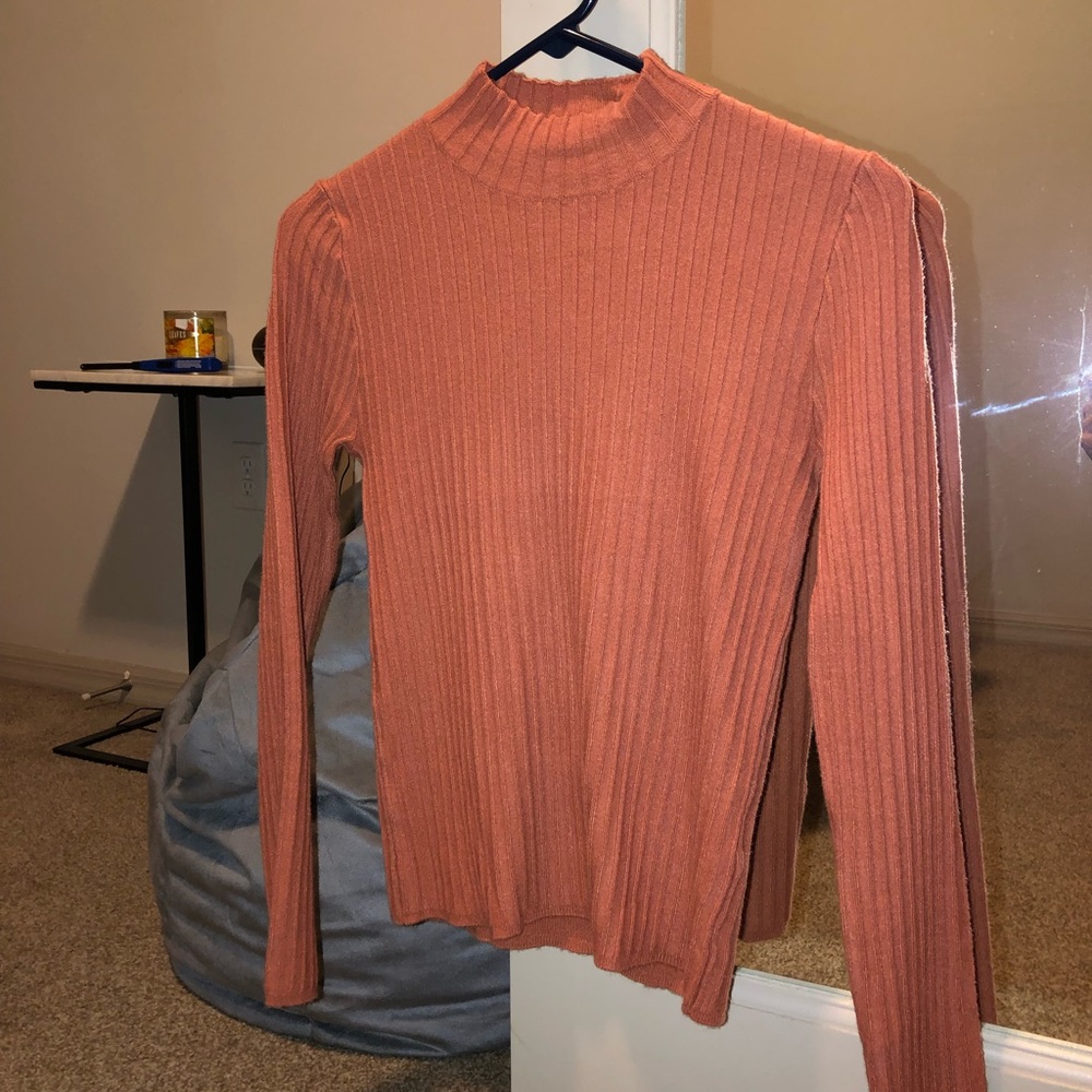 Peach/coral long sleeve turtleneck